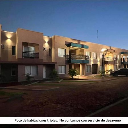 Z Hotel Boutique Puerto Iguazu Bagian luar foto